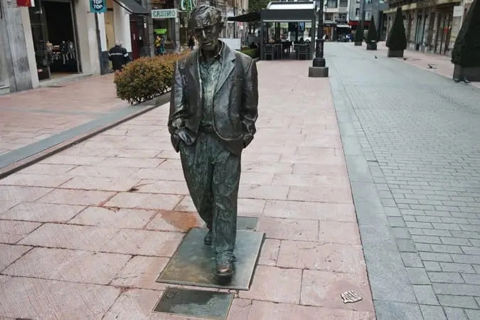 Imagen de la escultura Woody Allen